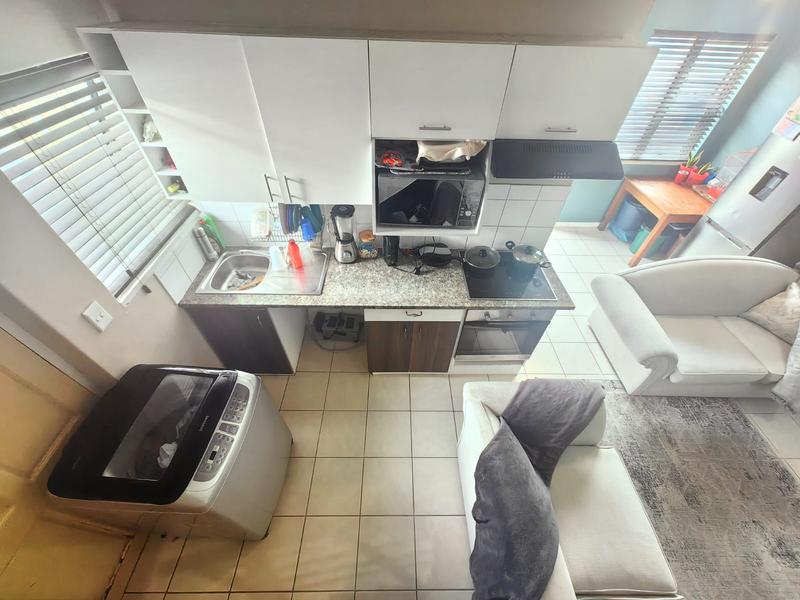 2 Bedroom Property for Sale in Maitland Western Cape